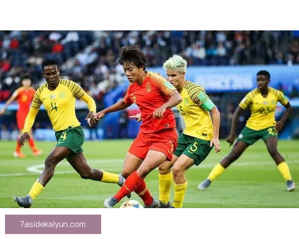 拉菲尼亚巅峰时刻回顾：近期表现稳健状态持续提升升